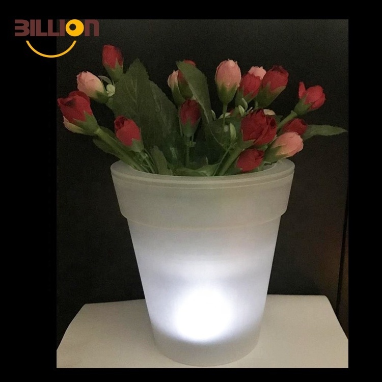 Wholesale Solar Flower Pots LED Lighting Vases Plastic Planter