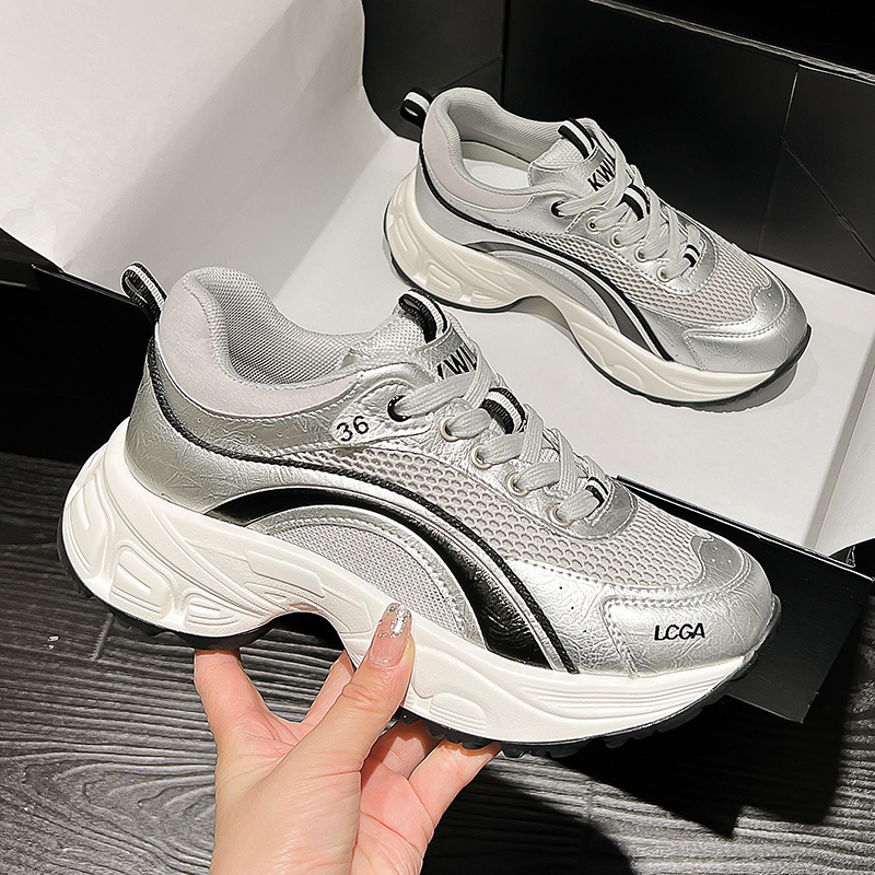 Women's trendy casual shoes with thick soles and breathable dad shoes