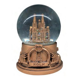 Custom gift resin glass Germany architecture snow globe with glitter blowing snow Koln castle snowball