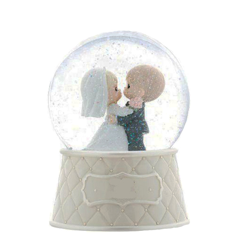 Customized beautiful Personalized cheap Christmas bird couple love wedding water globe favors custom shop name snow globe gift