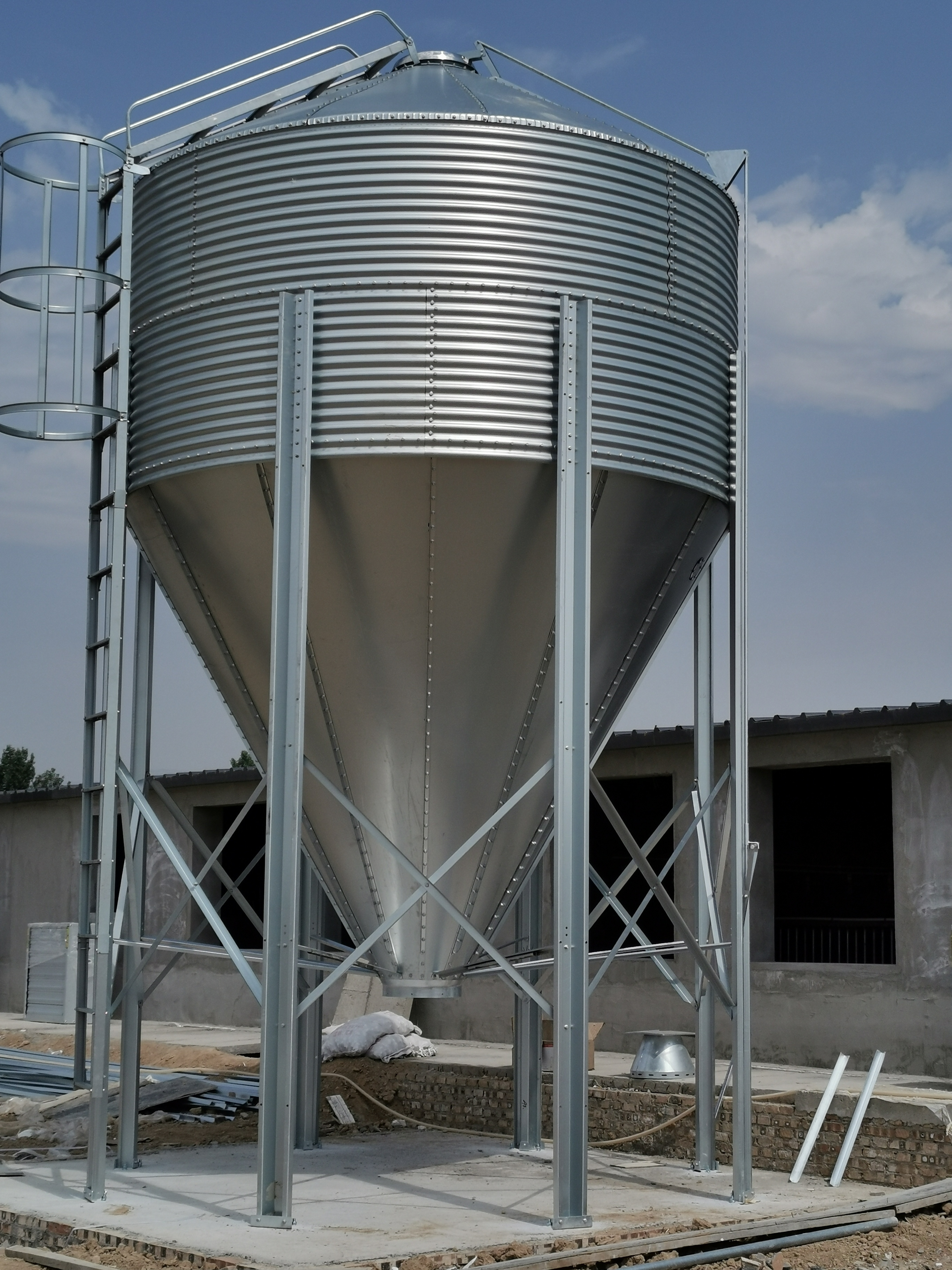 5% off cost price Poultry Farm Equipment Seeds Grain Feed Storage Silo tank 275g Galvanized Corn Grain Maize 3T-30T Storage Silo