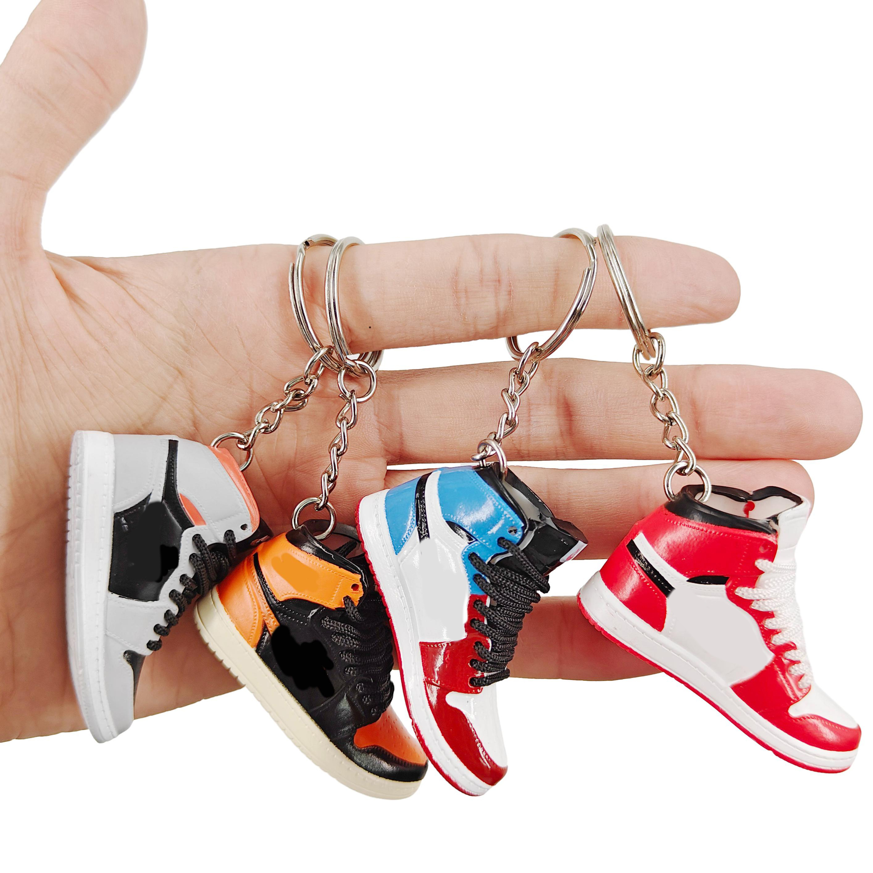 Promotion New arrival 3D Mini jordanes shoes AJ sb simulation sneaker keychain for keyring Collection and Gifts