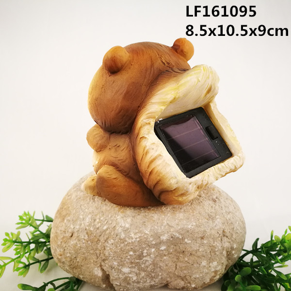 outdoor decor solar light resin animal statue ,hedgehog statue sculpture resin animal solar led light