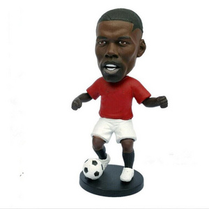 Hand Painted Custom Soccer Player Bobbleheads Resin Football Player Figures For Home