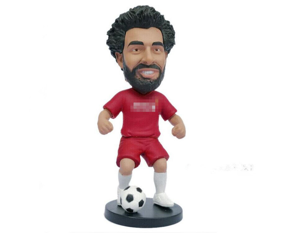 Hand Painted Custom Soccer Player Bobbleheads Resin Football Player Figures For Home