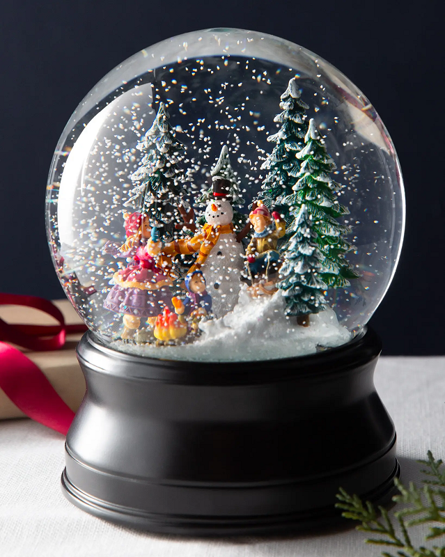 Custom Made Snow Globe for Holiday Snow Globe With Wooden Base