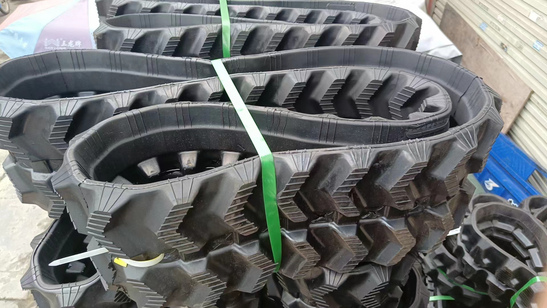 180*72 180*72KM 180*60 B180*72R rubber track for mini heavy komatsu pc28uu pc30 excavators