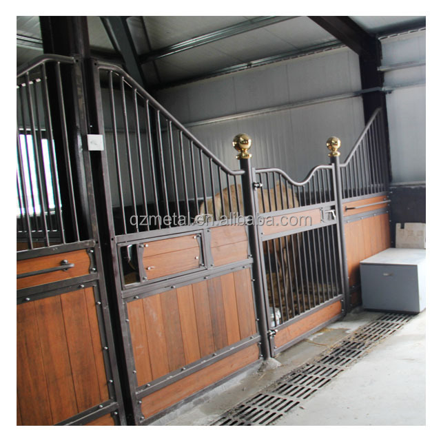 Hot galvanized steel  Surface Equine Products Horse Box Horse Stable with Hinged Door