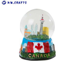 Cheap 80mm Canada toronto city snow globe water globe