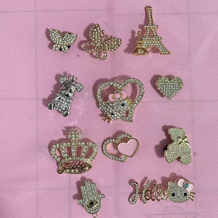 Wholesale Diy Popular Gold and silver Metal With Diamonds   Shoe Decoration Accessories For sanrio accessories croc  Charms