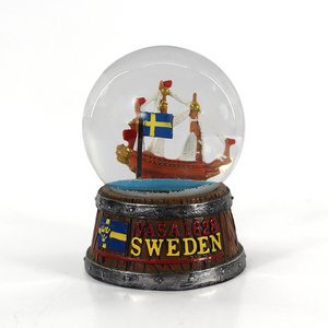 Cheap customized Sweden souvenirs snow ball gifts ship water globe Dubai Budapest New York 45mm 65mm tourist snow globe