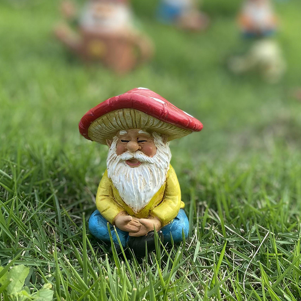 new design cute resin craft dwarf ornaments poly resin gnomes with mushroom garden yard decor indoor and outdoor decoration