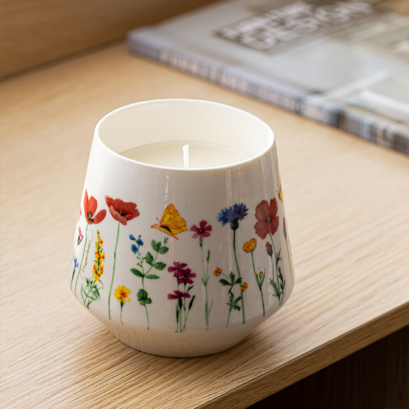 Customized High Quality Smokeless Soy Wax Creative Ceramic Cup Scented Candle for Home