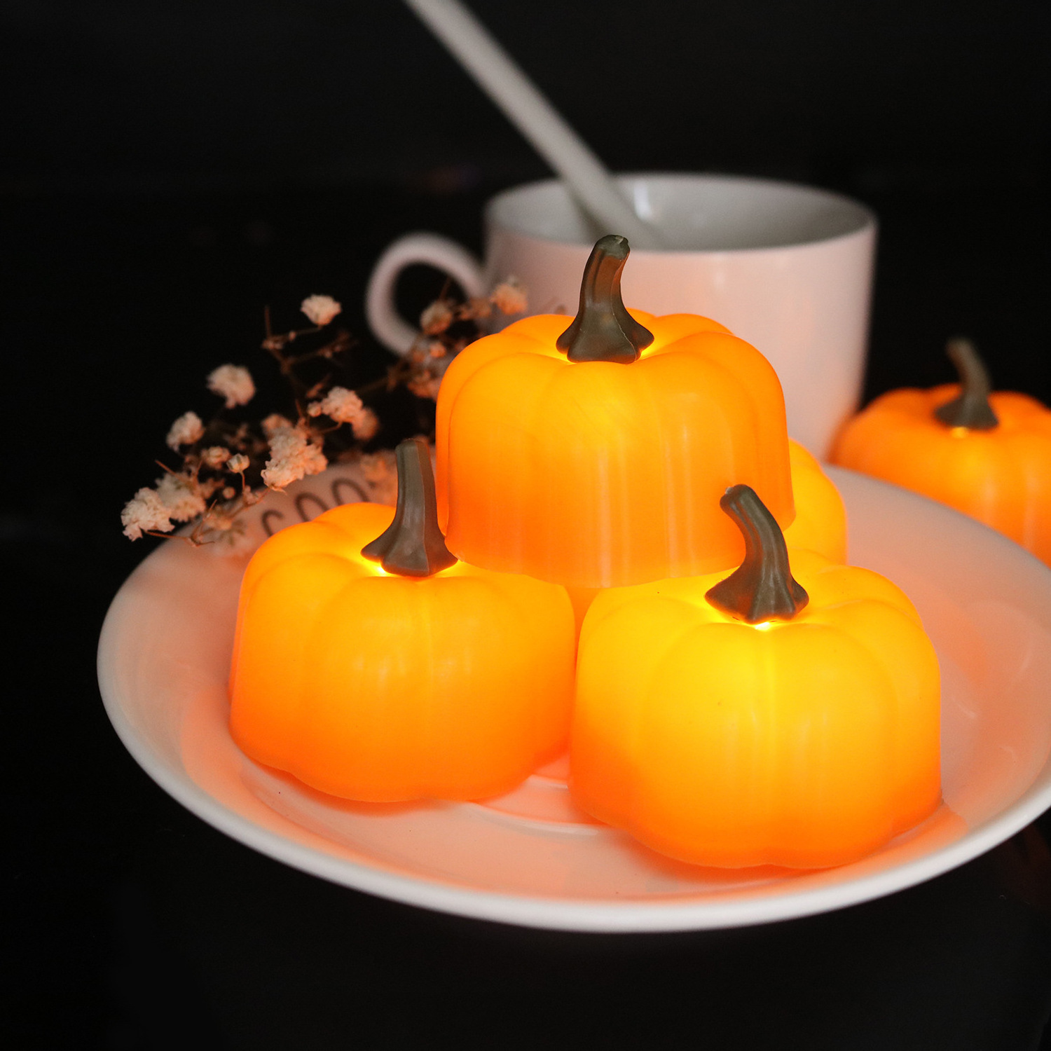 Flickering LED Pumpkin Lights Battery Operated Flameless Pumpkin Tealight Candles for Halloween Decoration