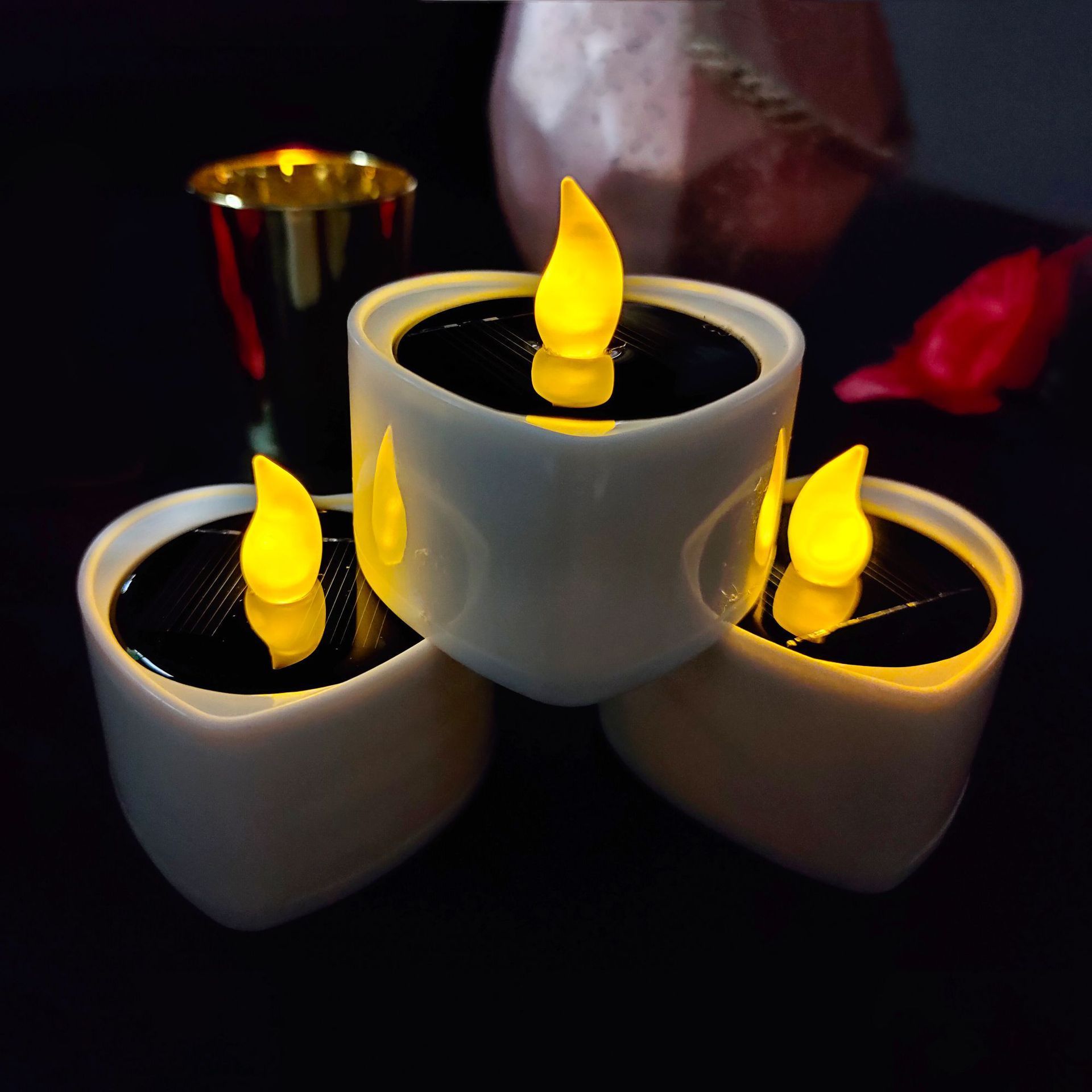 6 Pcs Romantic Solar Energy Led Candle Heart Shaped Tea Lights Waterproof Flameless Electric Flickering Solar Outdoor Candles