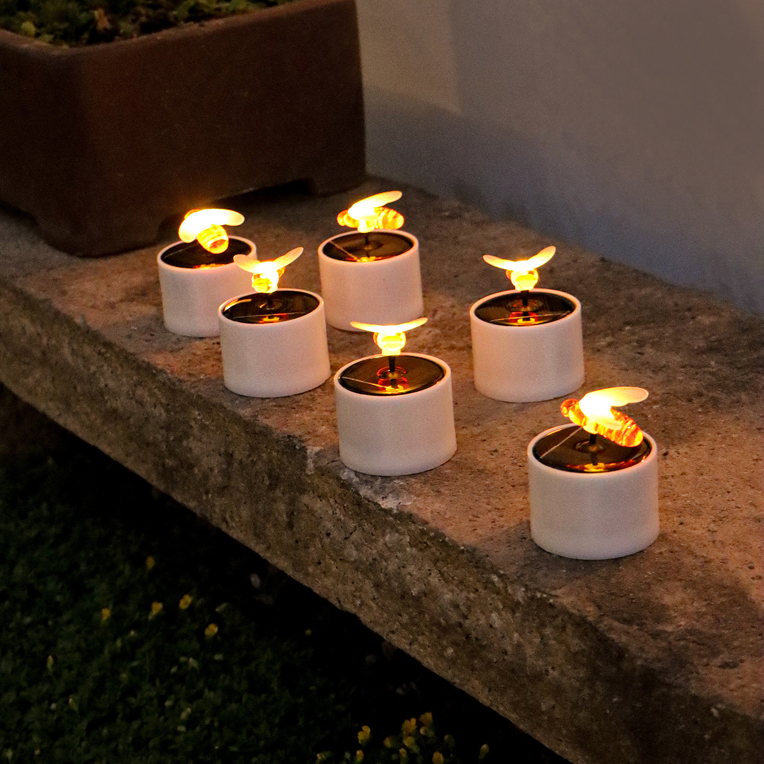 SOL1012-HW002 6 Pcs Garden Decoration Solar Flameless Waterproof Bees Tea Light Candles Warm White LED Orange Bee Wick Candle