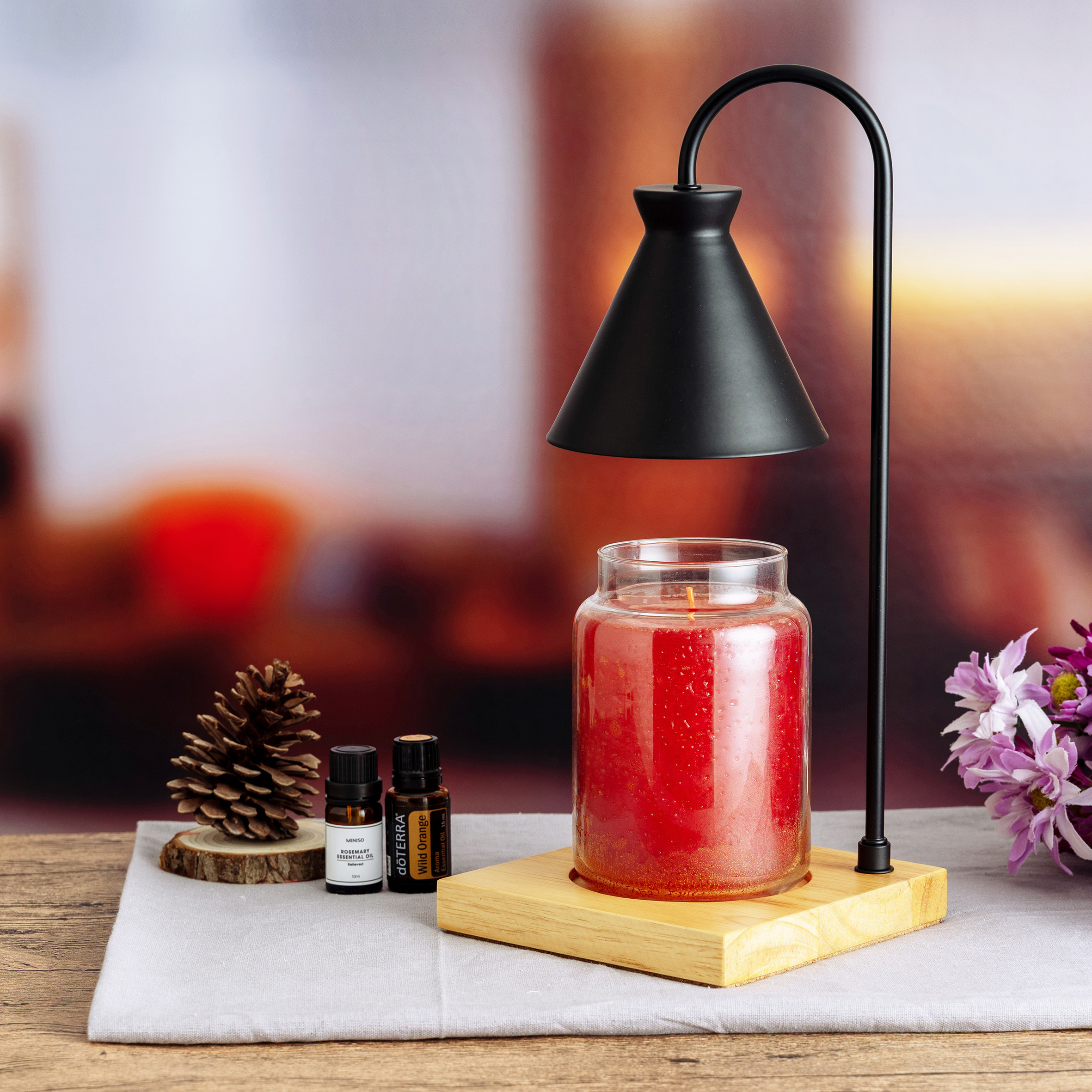 Contemporary Wood Base Material Fragrance Candle Warmer Lamp Home Wax Melter No Open Flame Aroma Lamp Table Incense Lantern