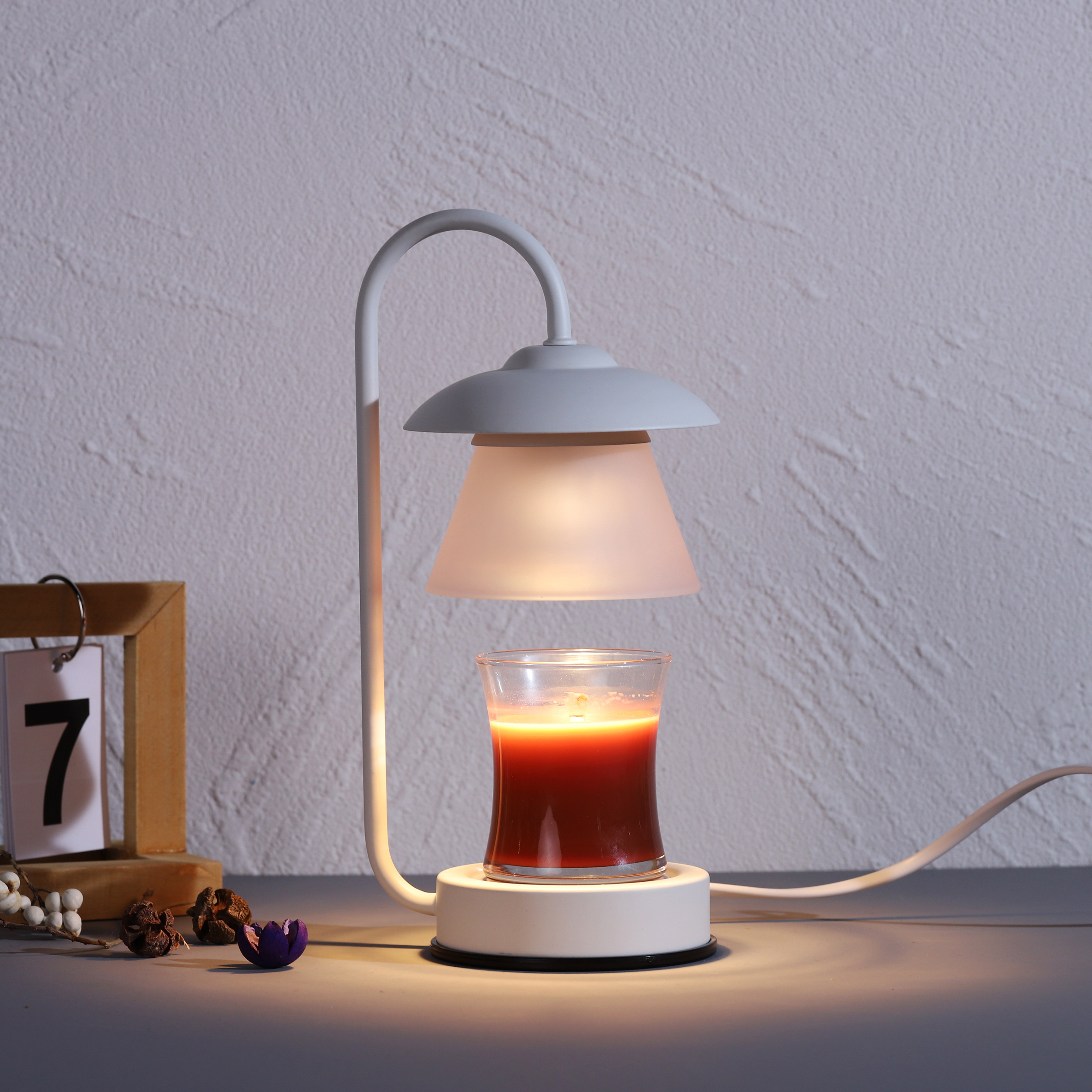 Modern Style White New Wholesale  Electric Lamp Candle Warmer Mini  Fragrance and Ambiance Without Flame  Best Tart Warmer