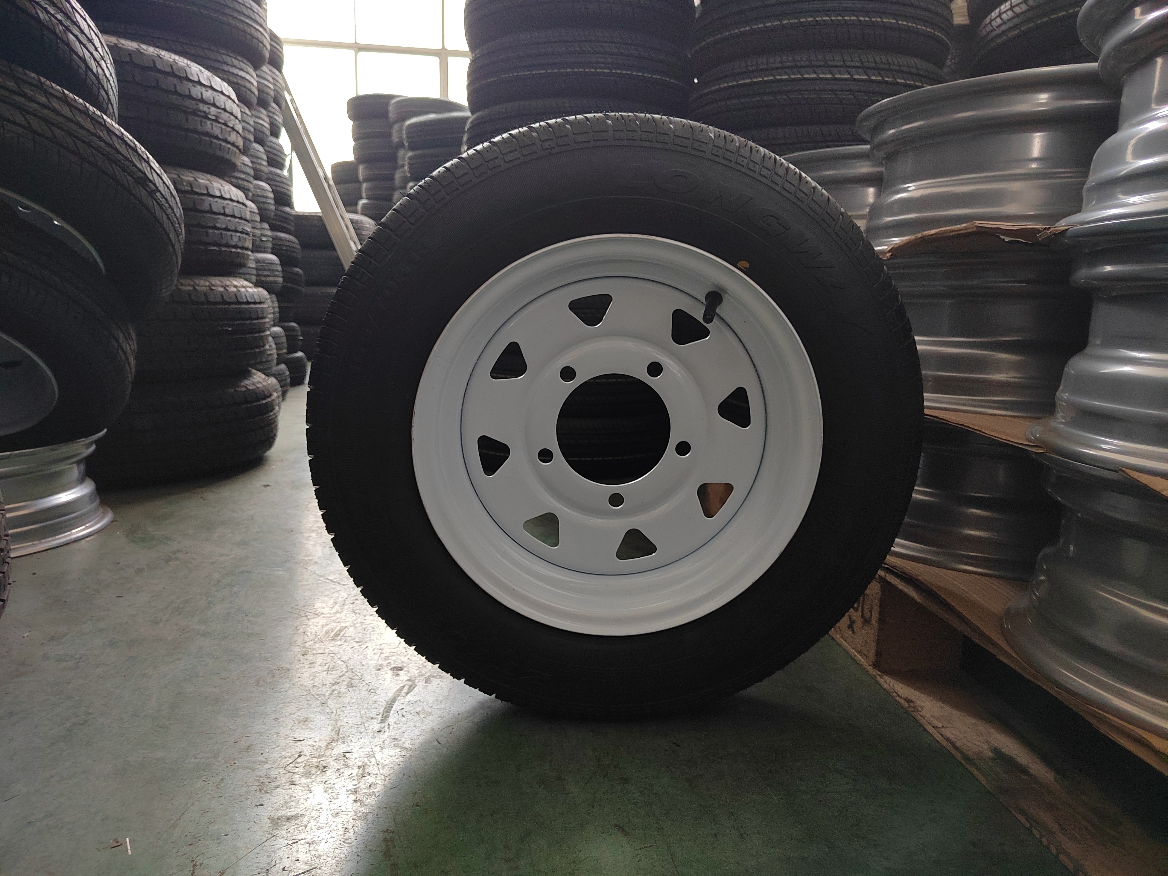 Trailer Tires 4 80 8 Tubeless Tire Rubber Wheel OEM Symbol Codes Design Trucks Rating Origin Type Warranty Tyres