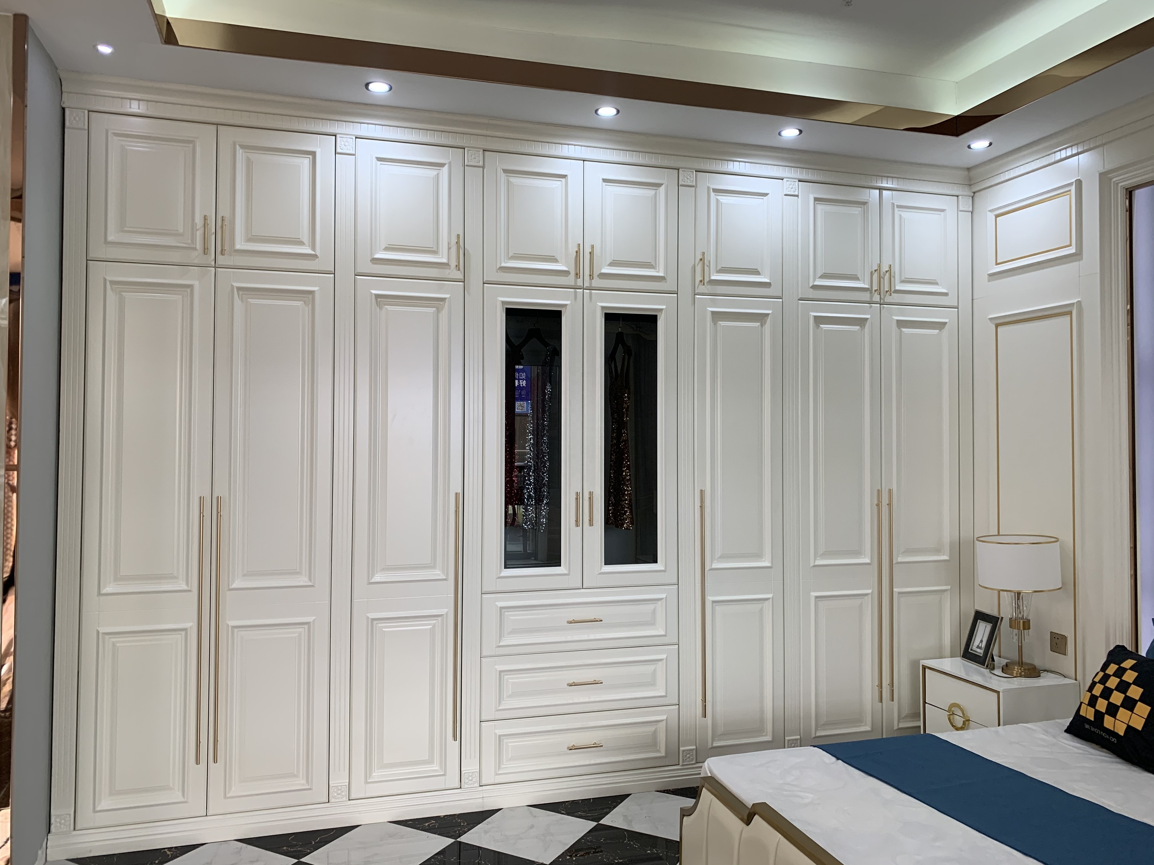 MDF Wooden bedroom wardrobe cabinet Free Design Dressing Room Designs Cabinets With Drawers for Bedroom