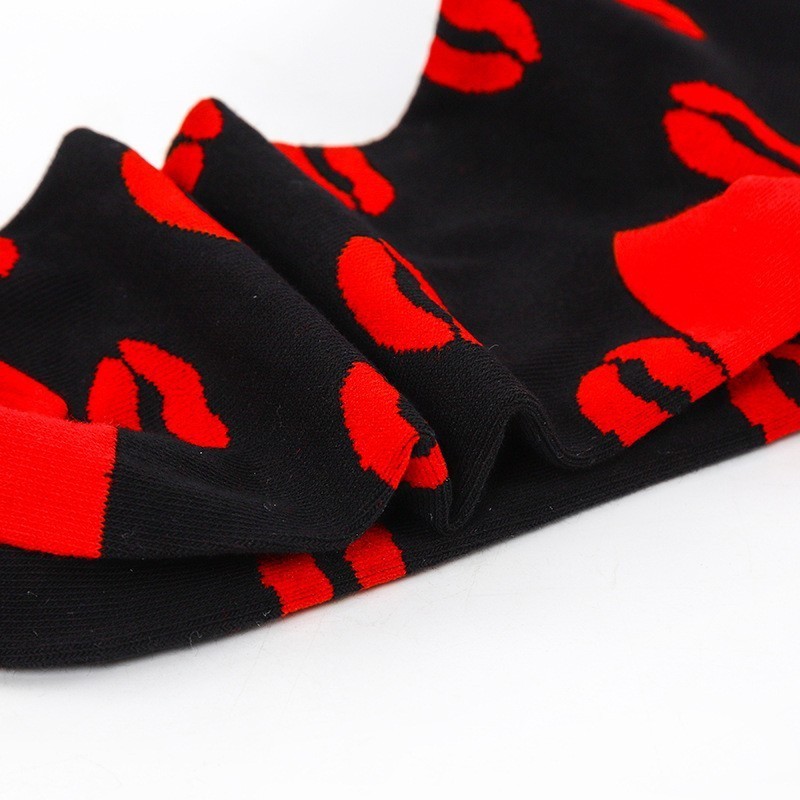 Socks Wholesale Fashion  mid-tube socks  Love Lipstick calf Sports socks