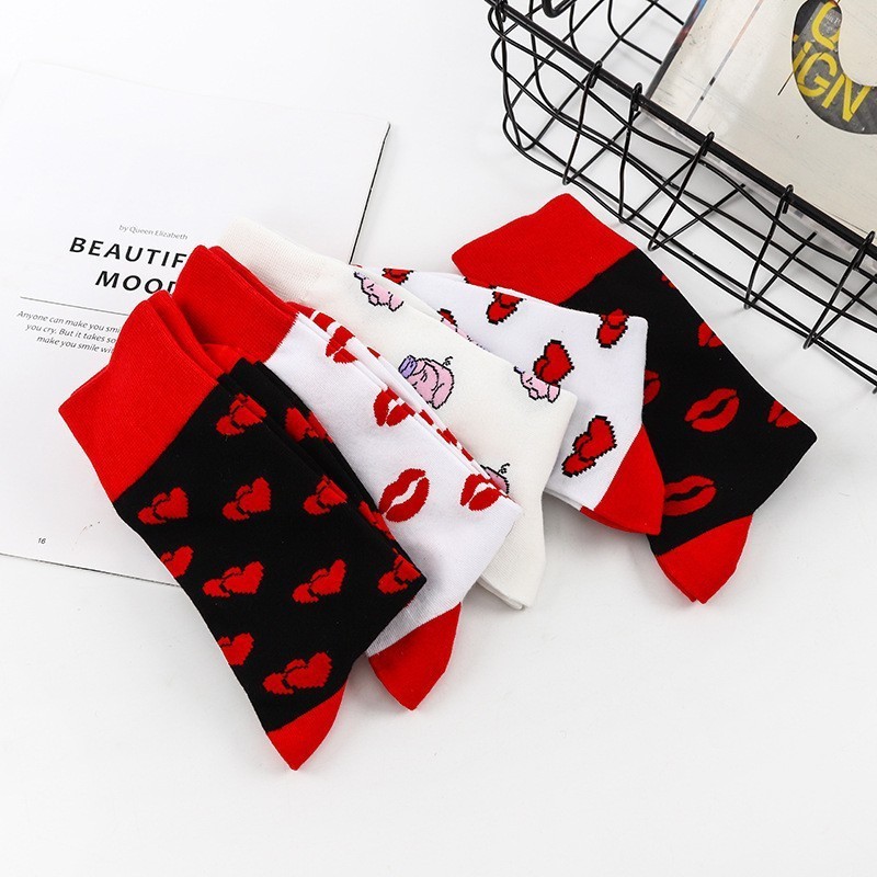 Socks Wholesale Fashion  mid-tube socks  Love Lipstick calf Sports socks