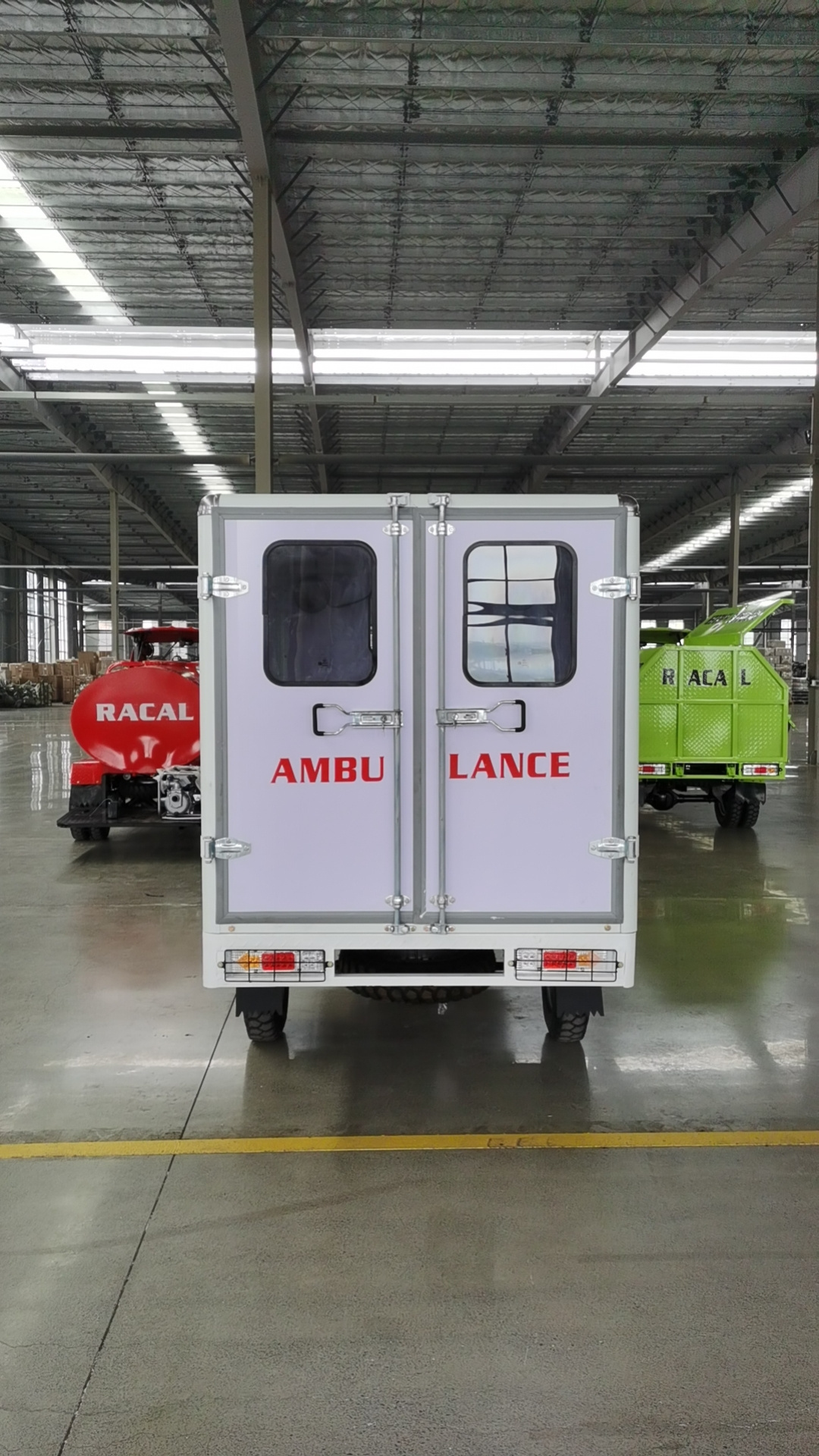 Ambulance Tricycle 3 Wheel Motorcycle 250CC zongshen Engine