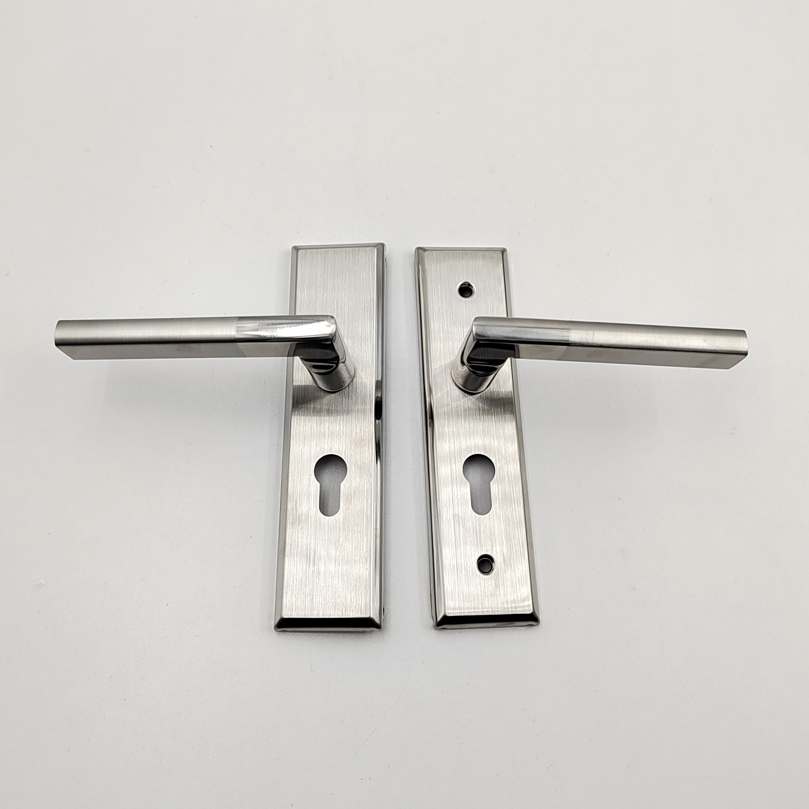 front panel hotel bathroom tubular lever door handle door lock china stainless steel bedroom door lock