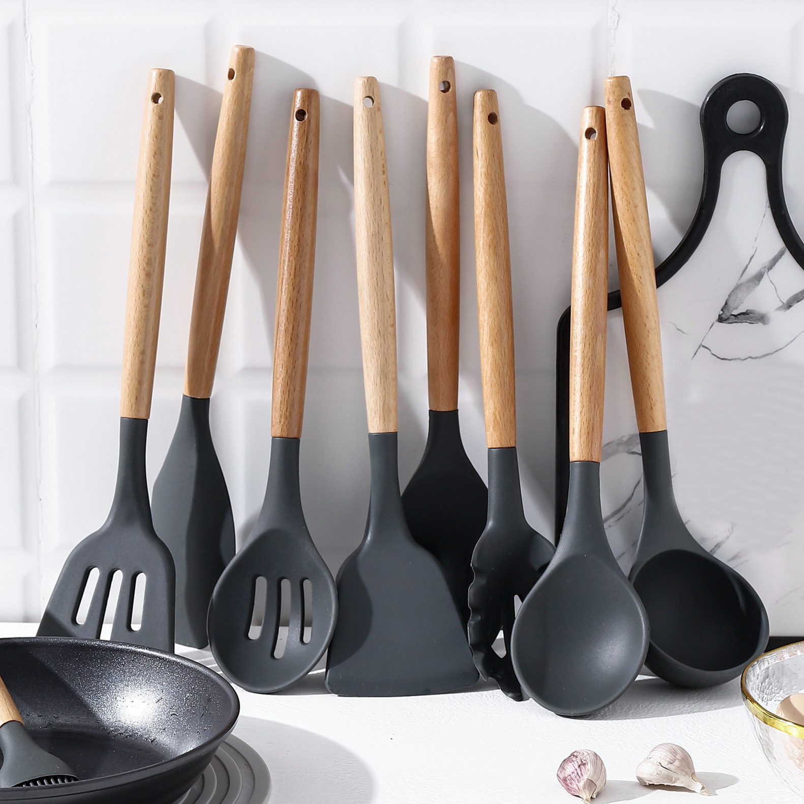 11Pcs/set Heat Resistant Wood Handles Non-Stick Silicone Kitchen Accessories Cooking Tools Serving Utensils Set Wit Design Print