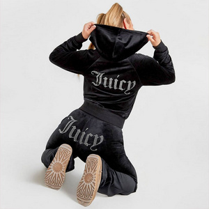 Good Quality Thick Cotton Winter Rhinestones Fleece Tracksuits Youth Nylon Street Wear Female Velvet Custom Velour Tracksuit