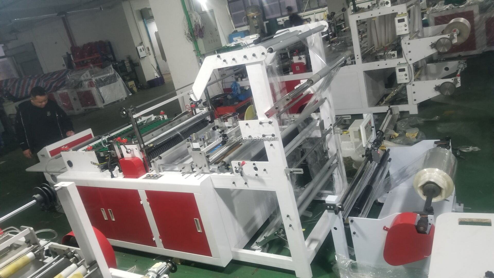 RDY-700 Fully automatic polythene glue patch handle bag sealing and cutting shopping bag making machine