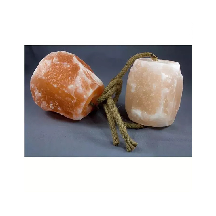 Compressed Himalayan Salt for Animal Feed / Natural Himalayan Rock Crystal Cattle Salt Lick Round Shape with Rope Weight 3-4Kg