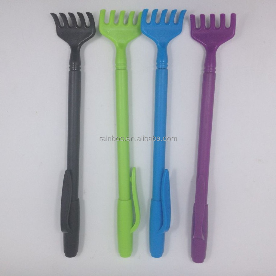 Logo printed Cheap plastic extendable retractable back scratcher with clip