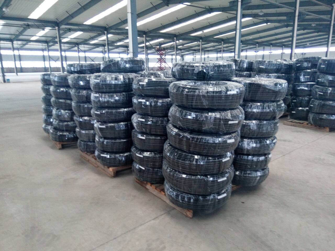 Factory price farm irrigation system column emitter drip pipe 16mm round emitter drip irrigation pipe