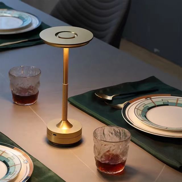 High Quality Luxury Aluminium LED dining table lamp KTV bar restaurant cordless rechargeable night light lamp