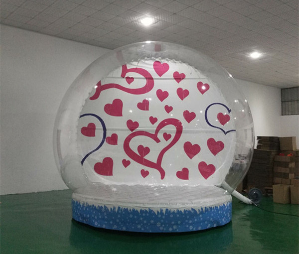 Giant outdoor inflatable Christmas snow globe ball inflatable advertising decoration inflatable human snow globe for sale