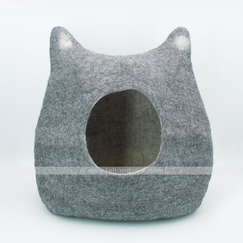 FY-CC-017 Animal Eared Cat Cave Warm and Cozy Pet Bed Eco-friendly New Zealand Wool Felted by Skilled Women Artisan from Nepal