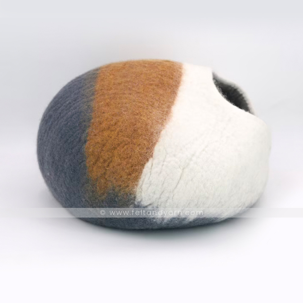 Tri-color warm and a cozy cat cave pet bed handmade with organic wool, adorable felt warm and comfy cat cave