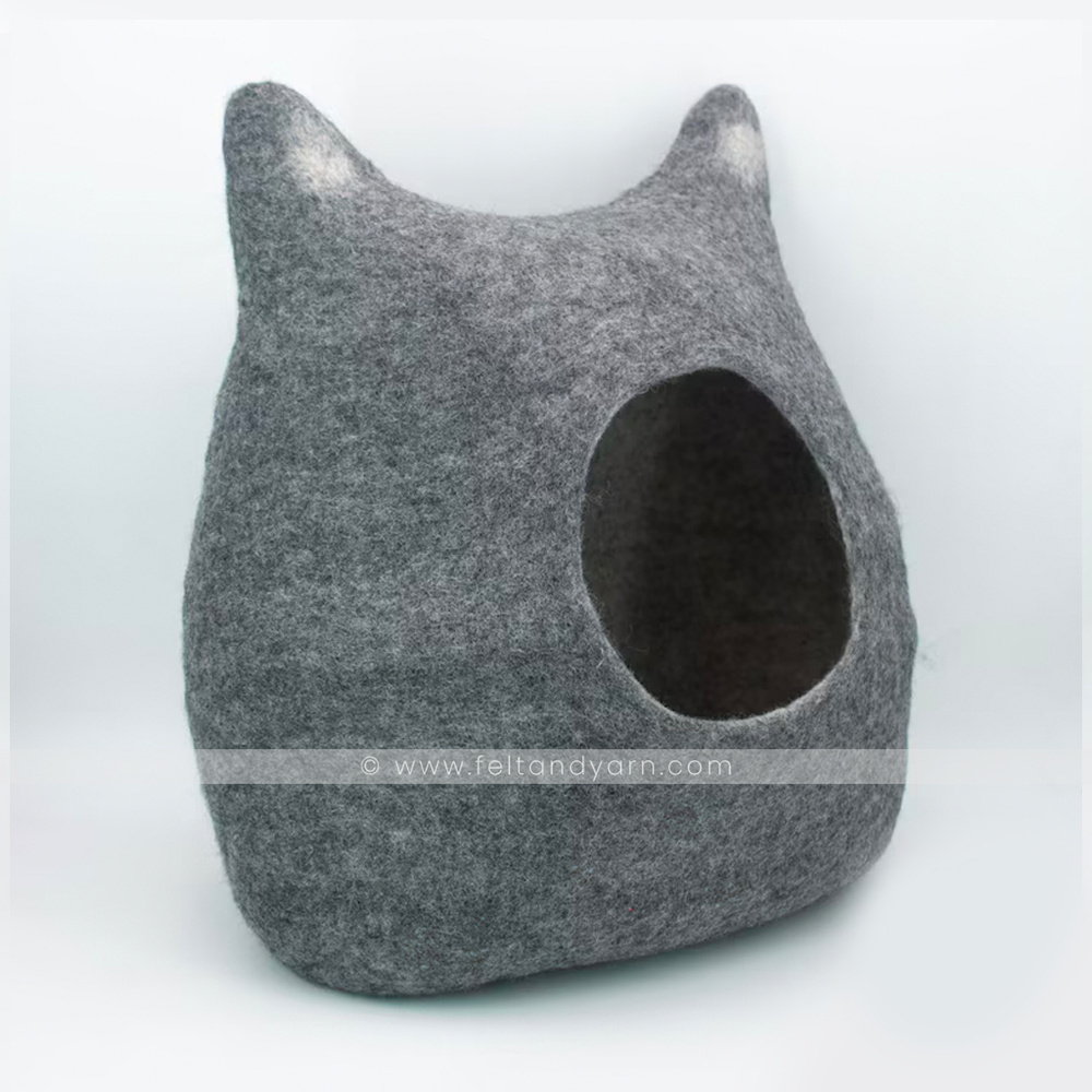 FY-CC-017 Animal Eared Cat Cave Warm and Cozy Pet Bed Eco-friendly New Zealand Wool Felted by Skilled Women Artisan from Nepal