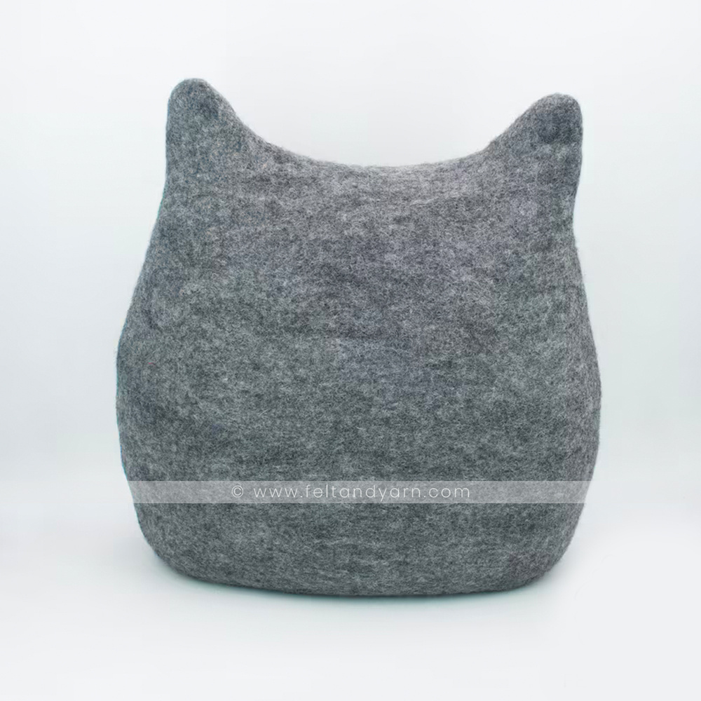 FY-CC-017 Animal Eared Cat Cave Warm and Cozy Pet Bed Eco-friendly New Zealand Wool Felted by Skilled Women Artisan from Nepal