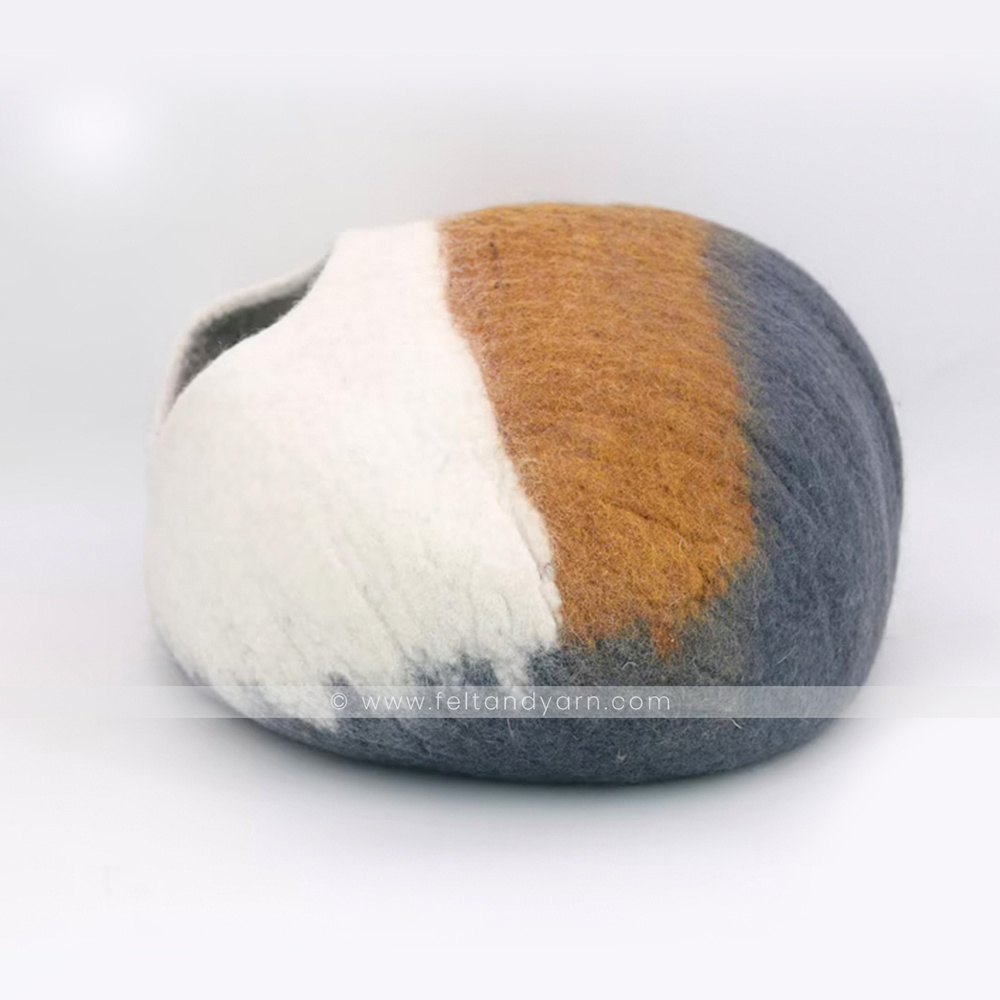 Tri-color warm and a cozy cat cave pet bed handmade with organic wool, adorable felt warm and comfy cat cave