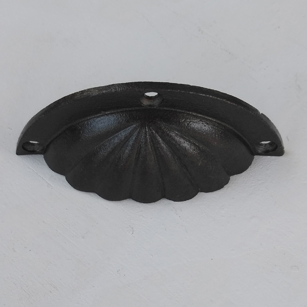 ANTIQUE CAST IRON CABINET CUP SHAPE DRAWER PULLS DECORATIVE DRAWER PULL AT THE LOWEST PRICE DIRECT FROM MANUFACTURE