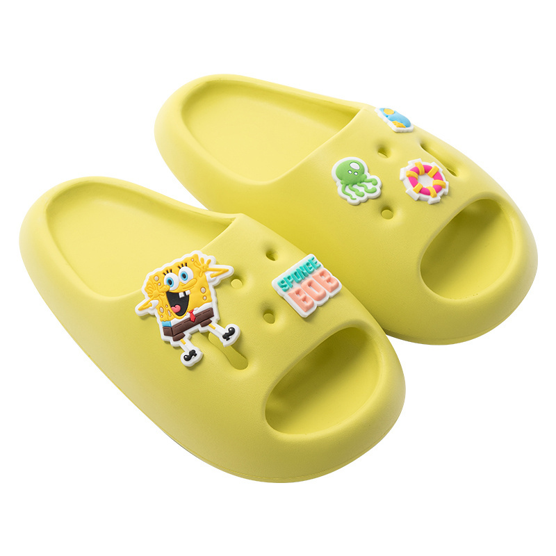 SpongeBob SquarePants' new summer sandals for women wear non-slip thick-soled-feeling slippers at home