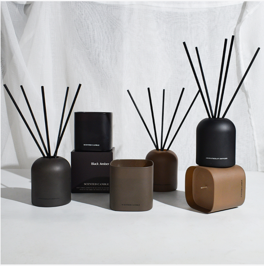 NEWIND LOGO Custom Reed Diffuser Upmarket Christmas Gift Set Box High Fragrance Reed Diffuser