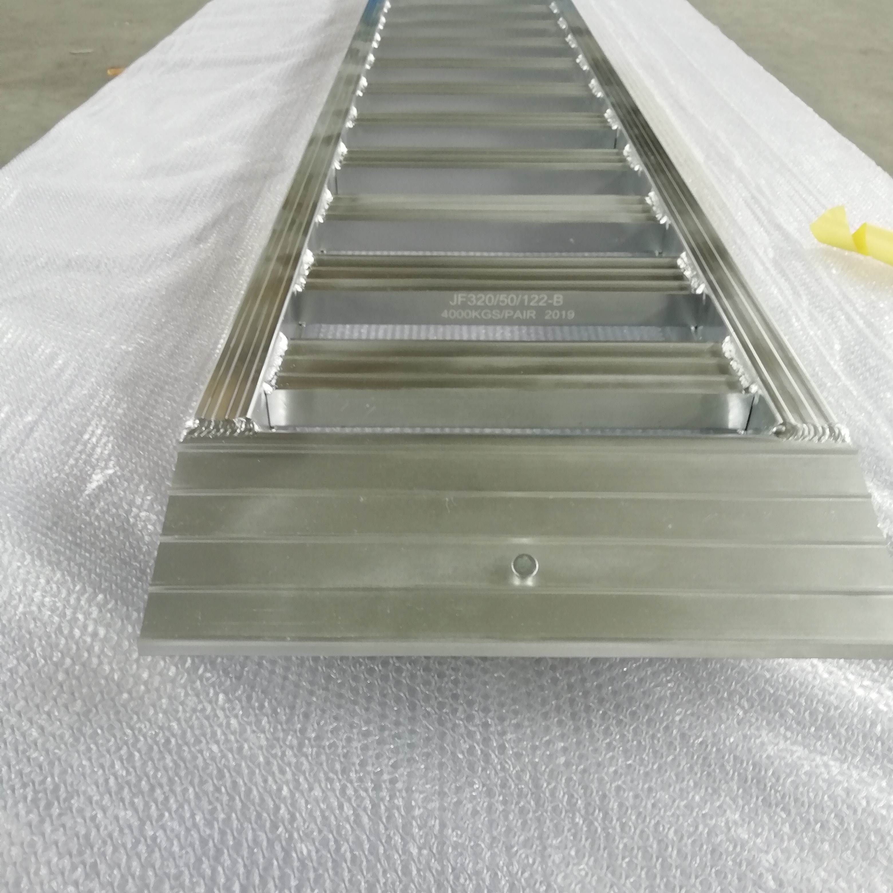 4T aluminum loading ramps for rollers