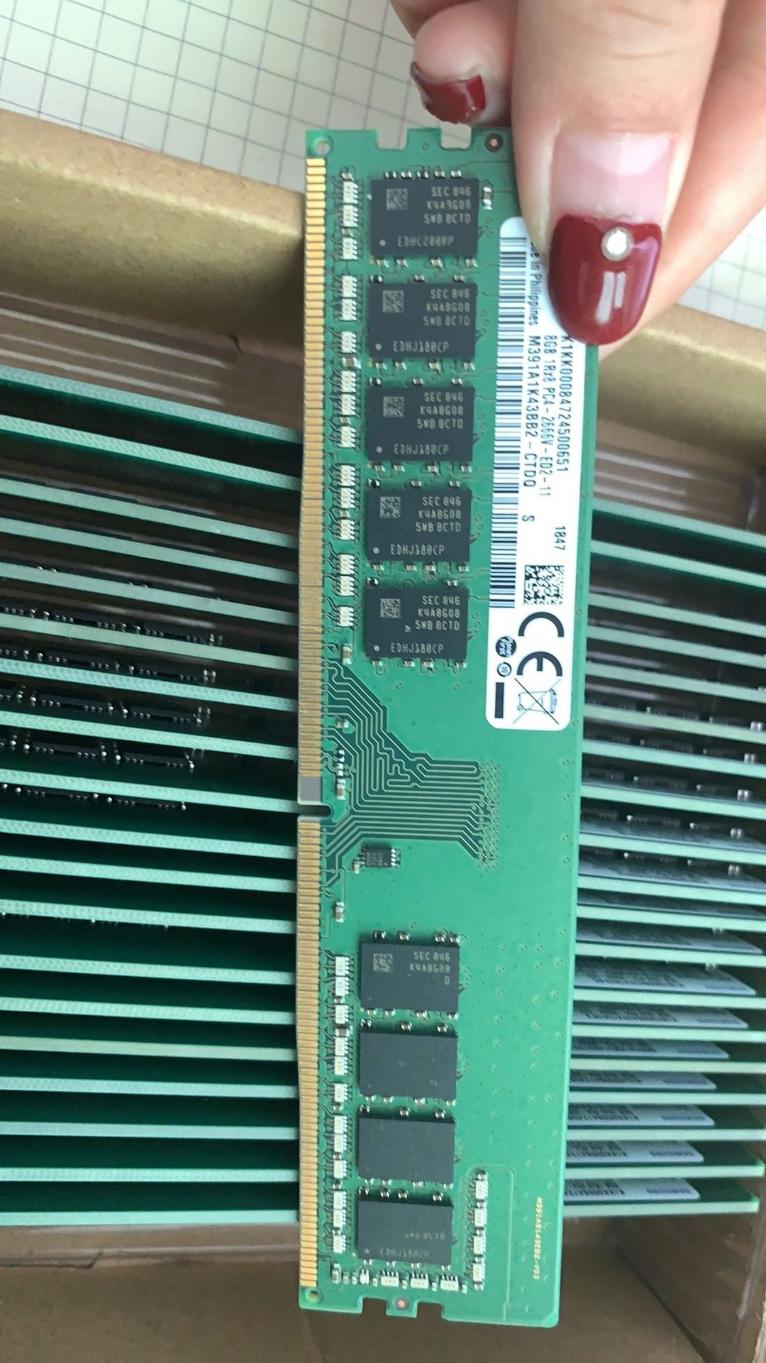 SDRAM M391A1K43BB2-CTD  DDR4 8G 2666 ECC UDIMM memory ram for computer