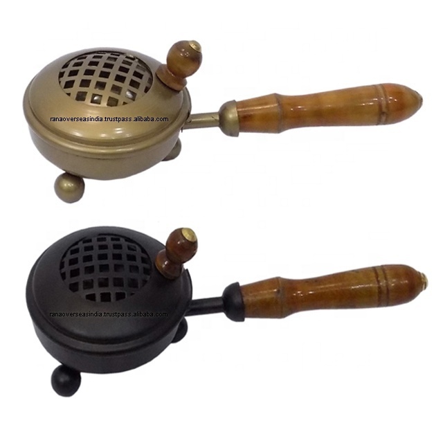 New Creative Iron Metal Bakhoor Burner Premium Quality Oud Incense Burner With Lid And Wooden Handle