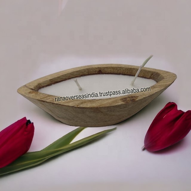 Wholesale Luxury Home Decorative Romantic Meditation Soy Wax Scented Candle With Wooden Boat Bowl