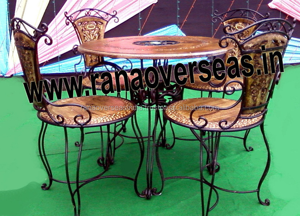 Wholesale Wooden And Iron Round Table With Four Chair for Living Room  Garden Indoor And Outdoor