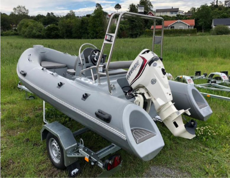 390cm Rigid Rib with Fibreglass Centre Cosnole and Mechanical Steering Wheel System 30HP Engine Motorboard